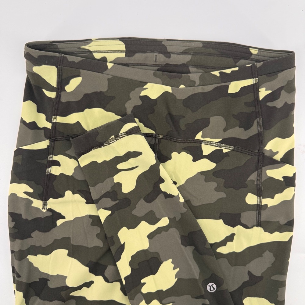 Lululemon Fast and Free Tight Womens 8 Green Yellow Camo High Rise 25" LW5CQYS